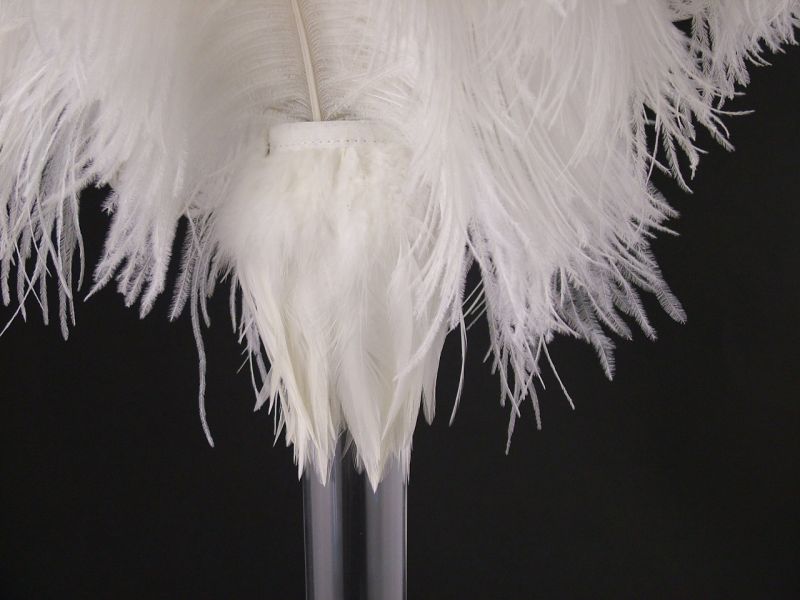 Large Ostrich Feather Table Centrepiece 3