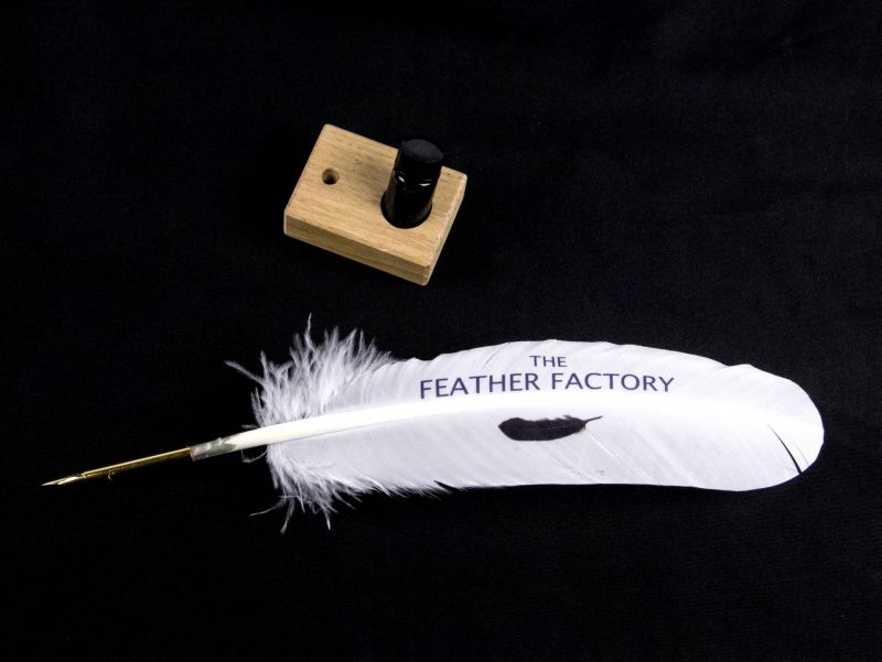 Personalised Turkey Feather Nib Pen Set  2